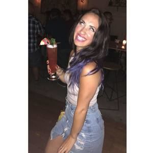 Meet your Posher, Bethany